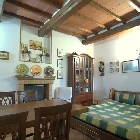مزرعة للإقامة La Dolce Collina
