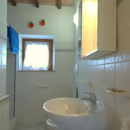 La Dolce Collina مزرعة للإقامة *